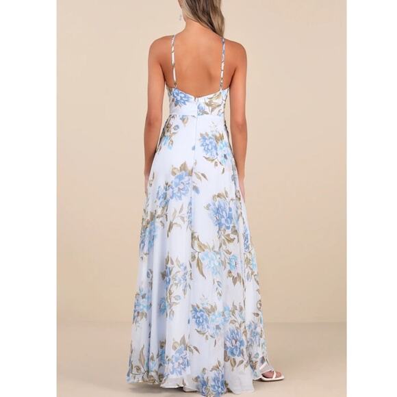 Lulus NWOT Romantic Marvel Light Blue Floral Print Halter Neck Maxi Dress Small - Picture 7 of 10